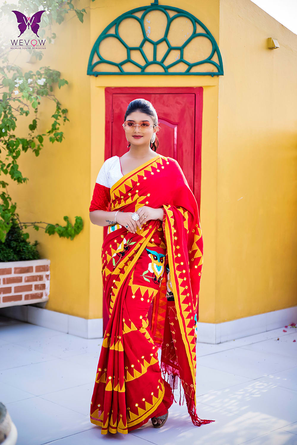 Yellow Brown Border Lichi Beautiful Zari Work In Form Of Traditional Motifs  Soft Silk Saree